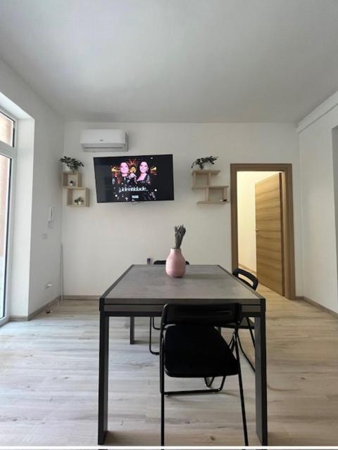 Villa Milano Apt. N. 2 Bagian luar foto